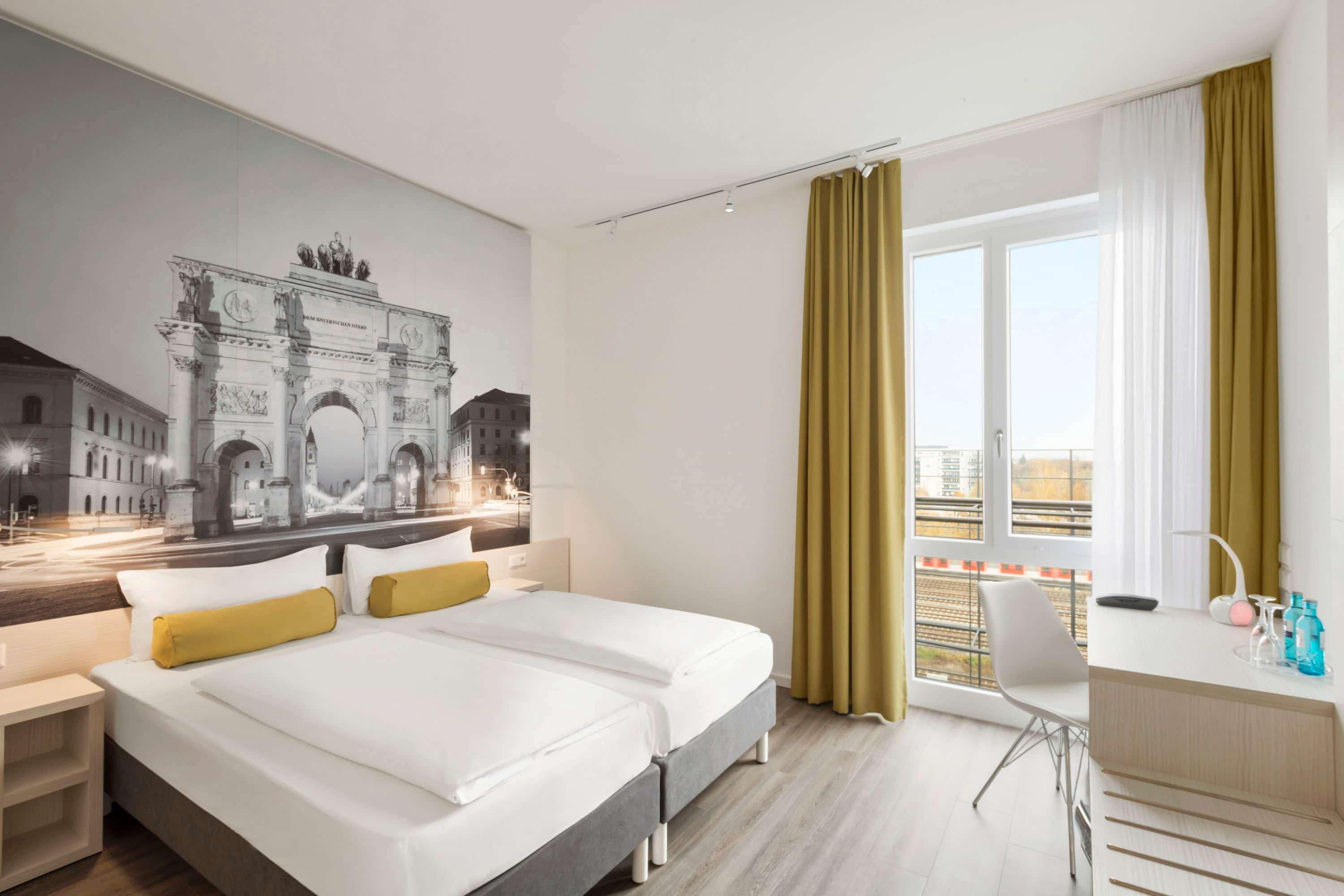 Hotel Super 8 By Wyndham West München