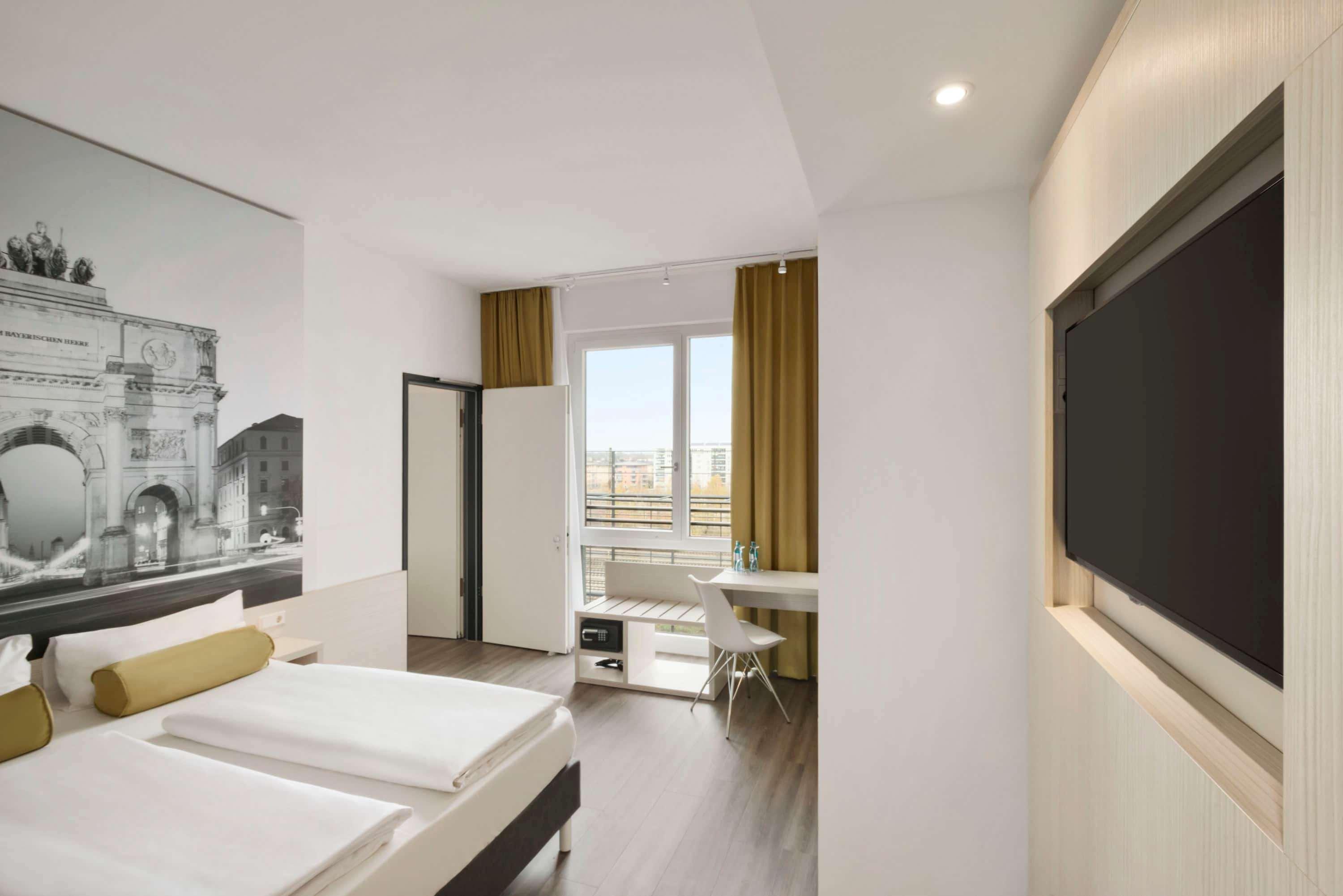 Super 8 By Wyndham West 3* Munich